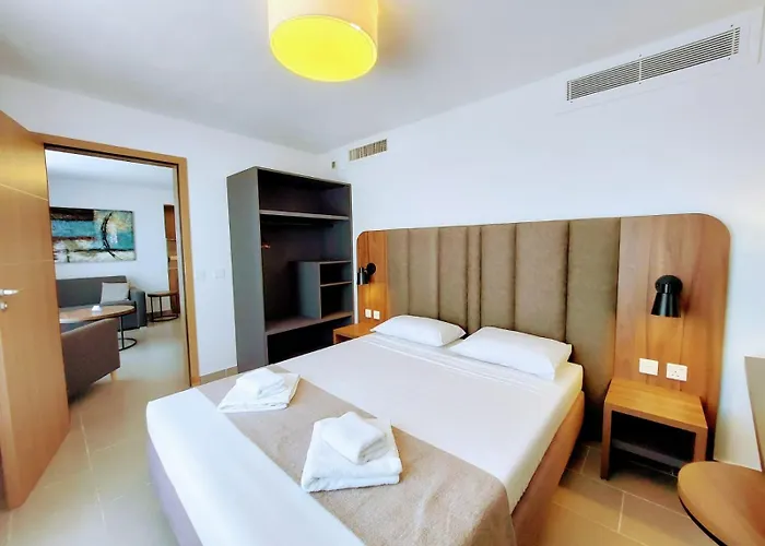 Aparthotel Luna Complex 3*