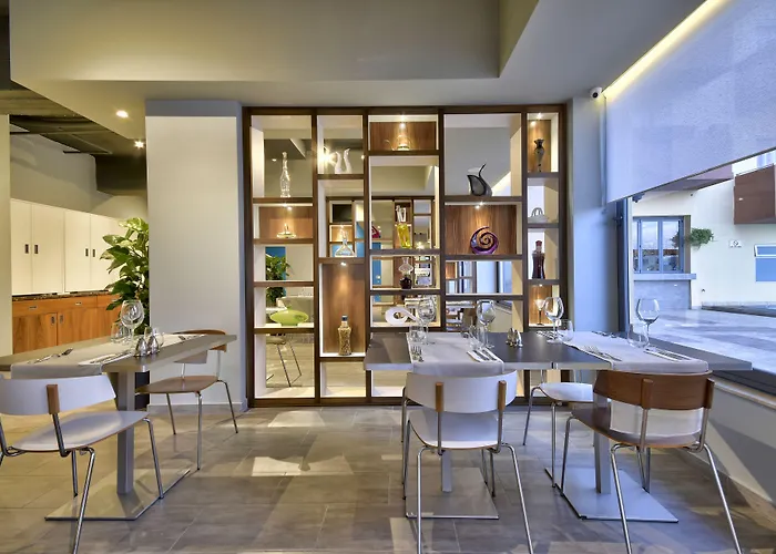 Luna Complex Aparthotel