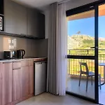 Luna Complex Aparthotel
