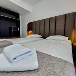 Luna Complex