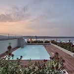 Luna Complex מלון דירות