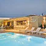 Luna Complex 3* מליאהה