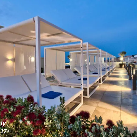 Hotel apartamentowy Luna Complex 3*