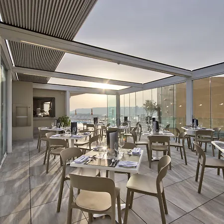 Aparthotel Luna Complex
