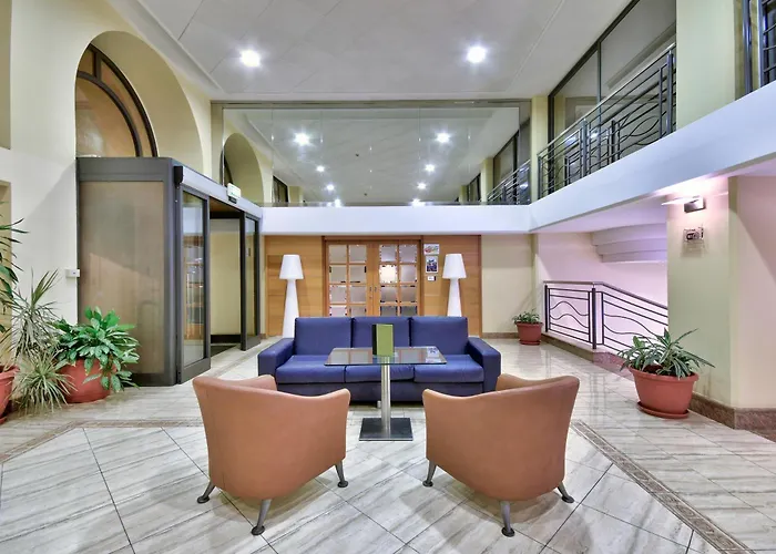 Luna Complex Aparthotel