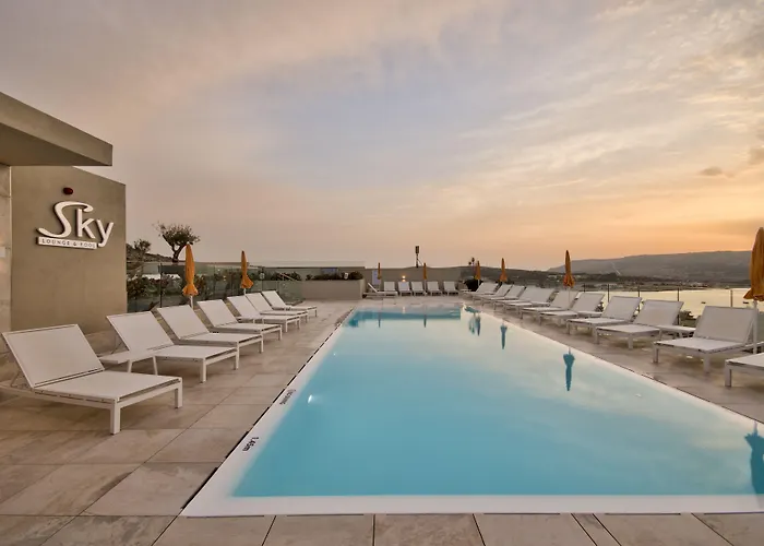 Luna Complex Ξενοδοχείο με διαμερίσματα 3*